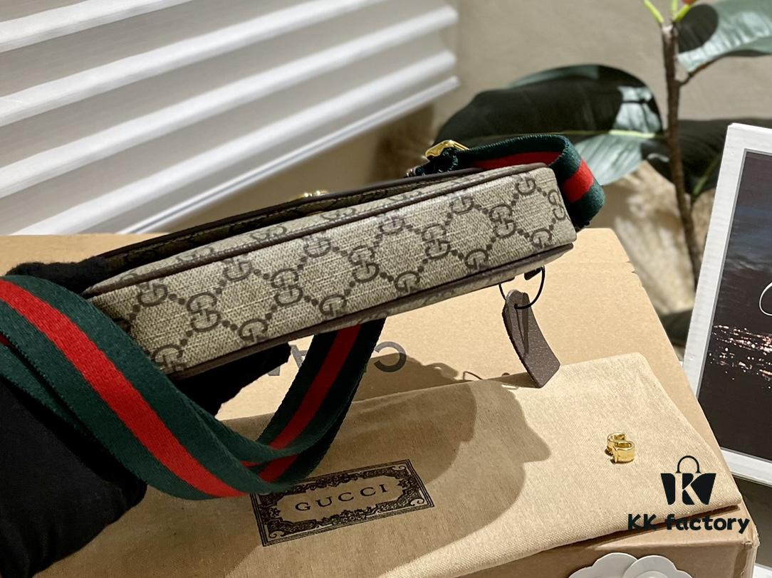 Gucci New Arrival Mahjong Bag, Envelope Style, Must-Have for Travel, Colored Strap