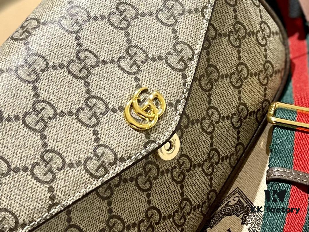 Gucci New Arrival Mahjong Bag, Envelope Style, Must-Have for Travel, Colored Strap