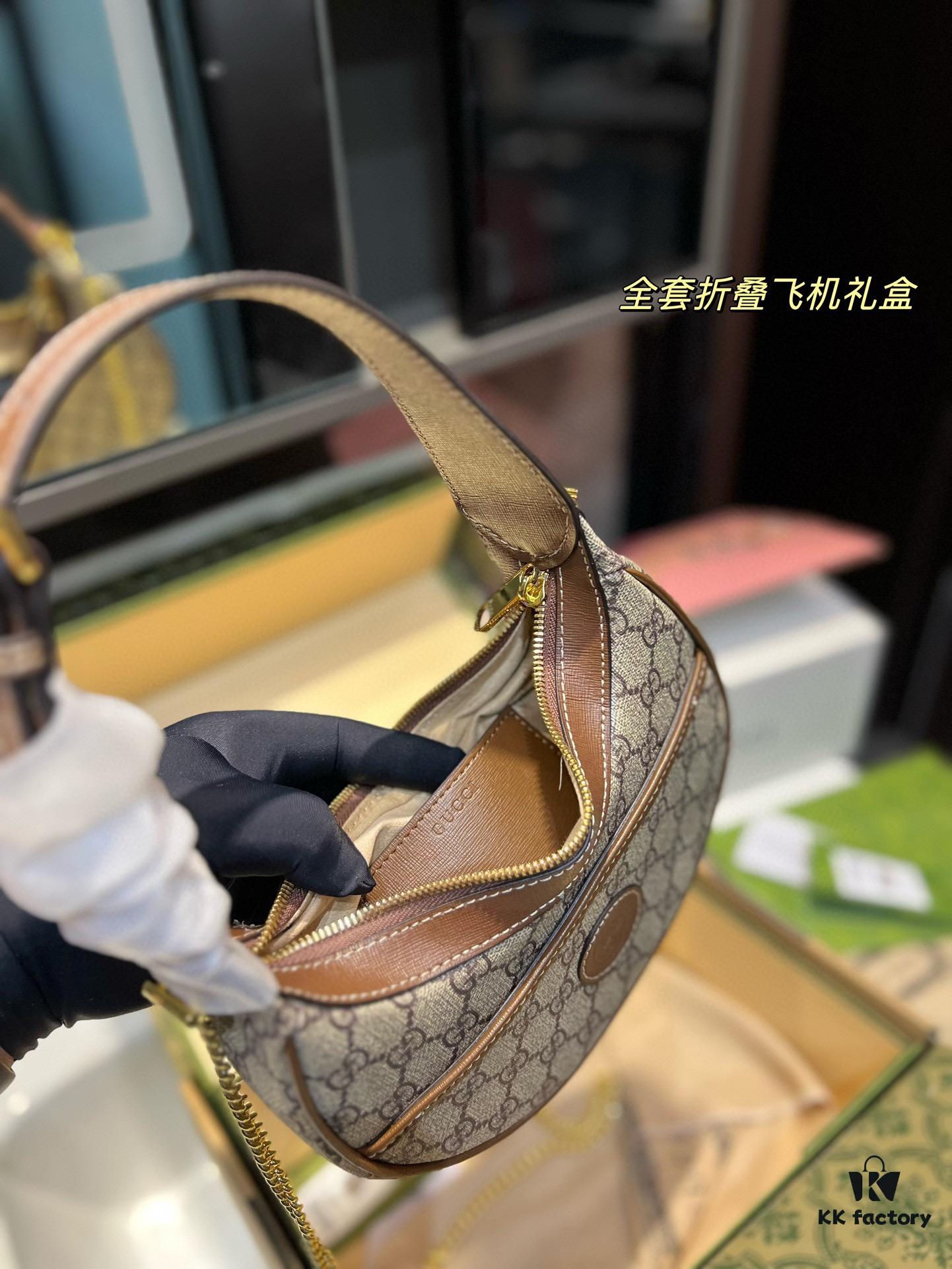 GUCCI New Arrival! New Style Gucci Crescent Bag, Wu Wood Color