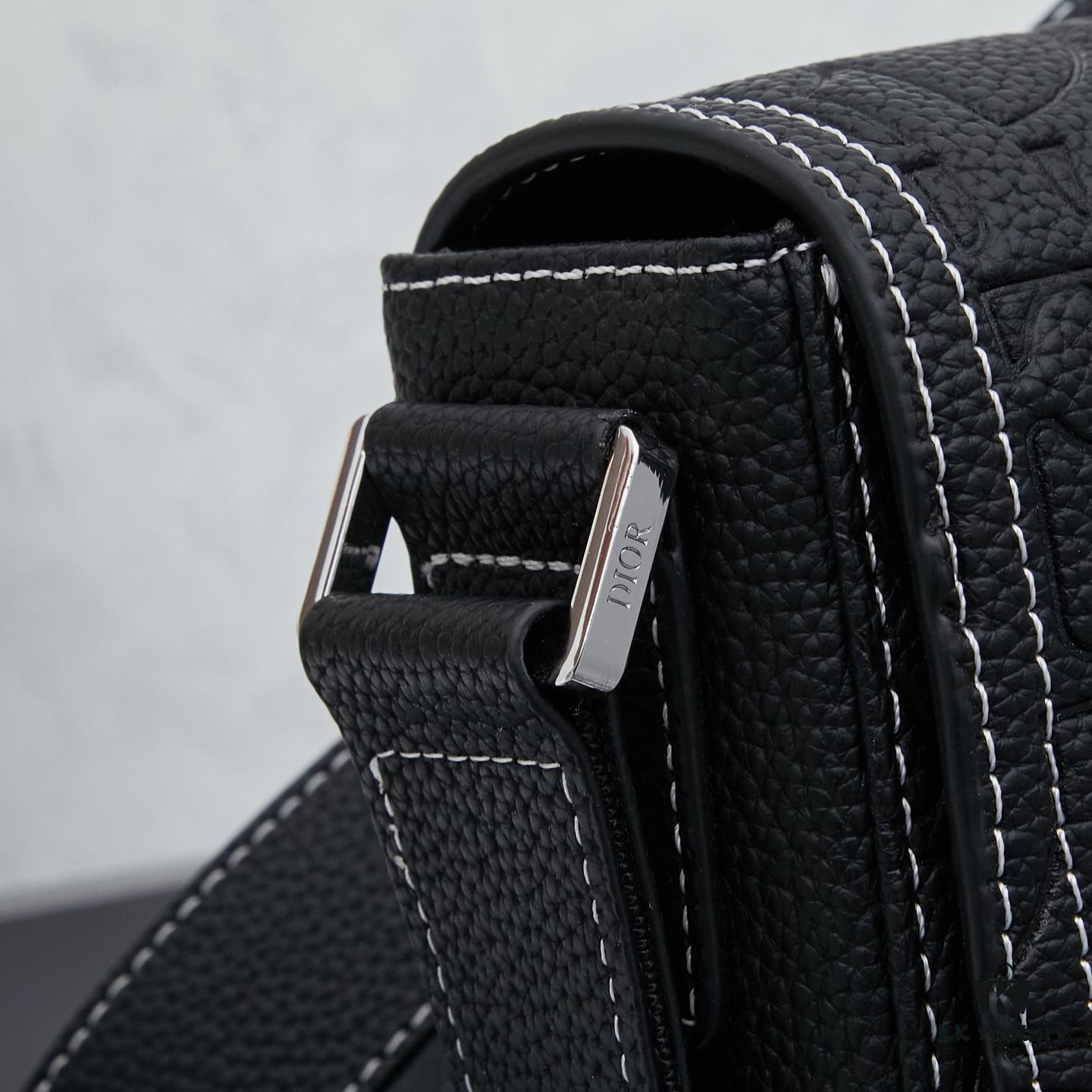 The Right Amount of Wind in a Box ||| A Romantic Encounter with Time