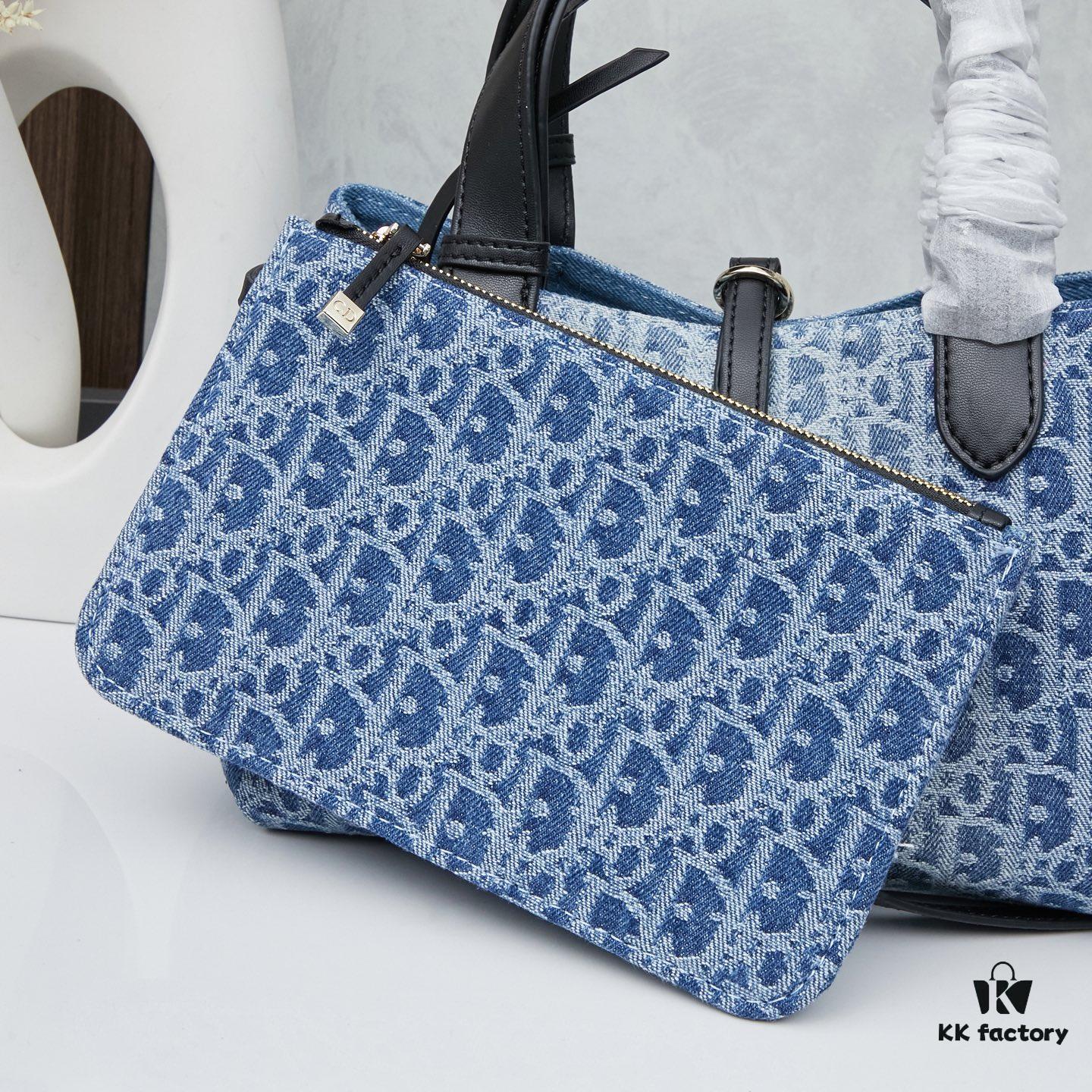 Small Dior Toujours Bag