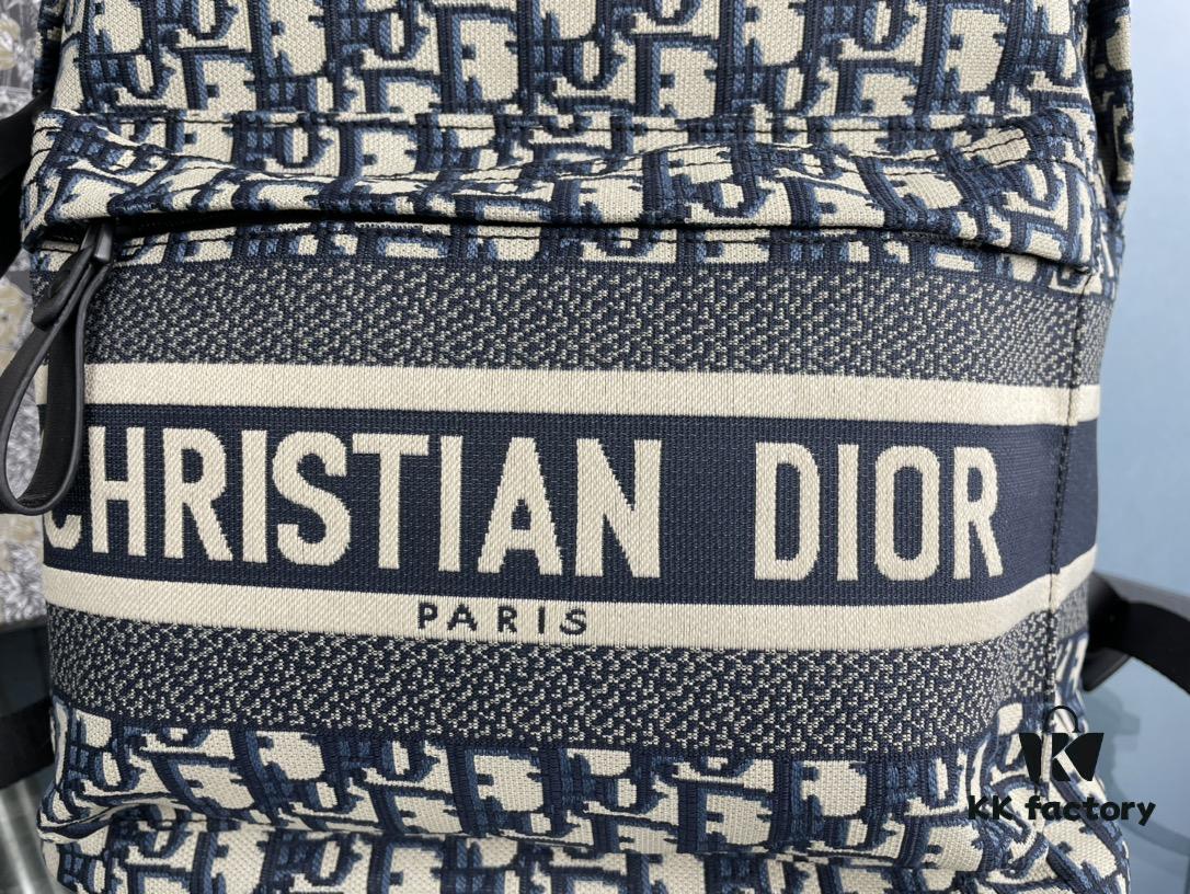 Embroidered Large Upgrade Backpack Dior 2020 Pre-Spring New Arrival 💥 Oblique Canvas and Black Grained-Touch Calfskin Backpack, Dior Signature Detail, Quilted Tech Mesh Back Panel and 3D 'CD' Logo 🌟 Black Calfskin Trim, Black Quilted Nylon Adjustable Strap ♻️ Dual Function: Shoulder Carry and Handheld