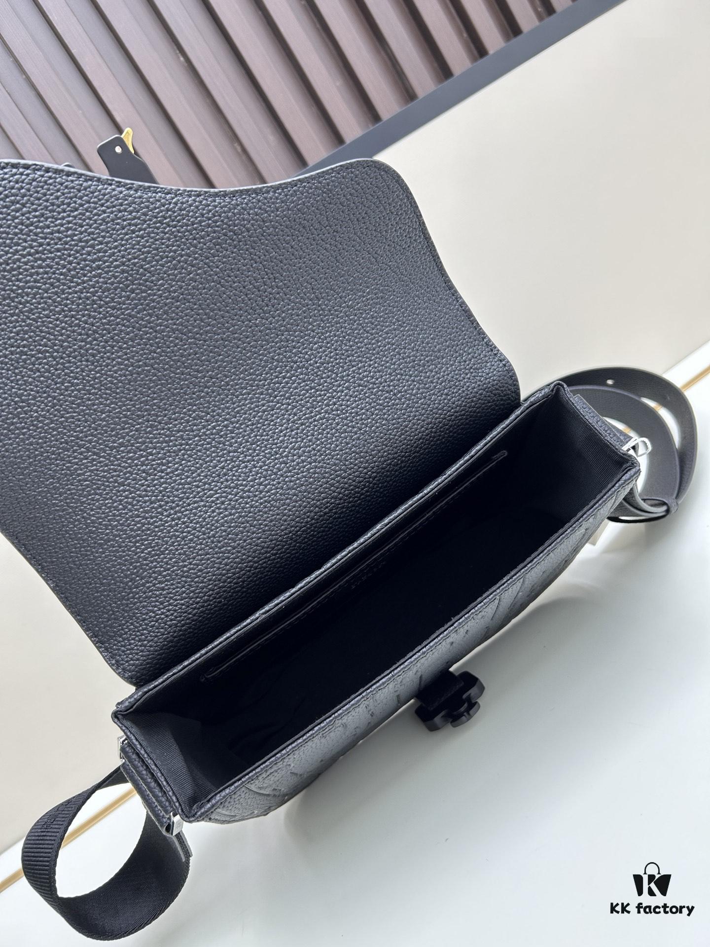 The Perfect Touch with Box — A Romantic Encounter with Time