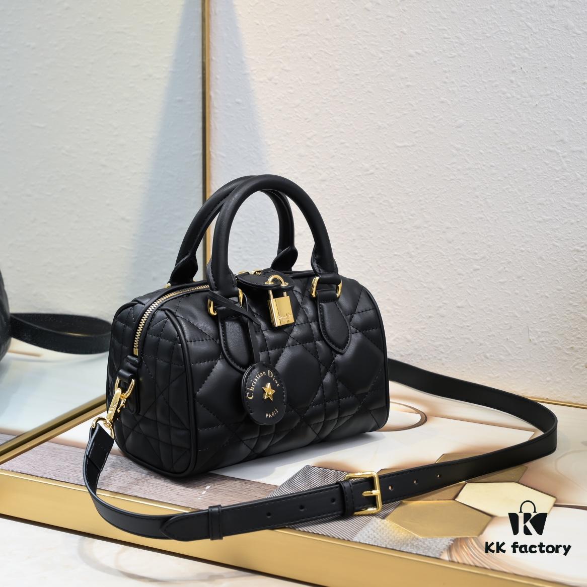 Dior Groove 20.25 Handbag