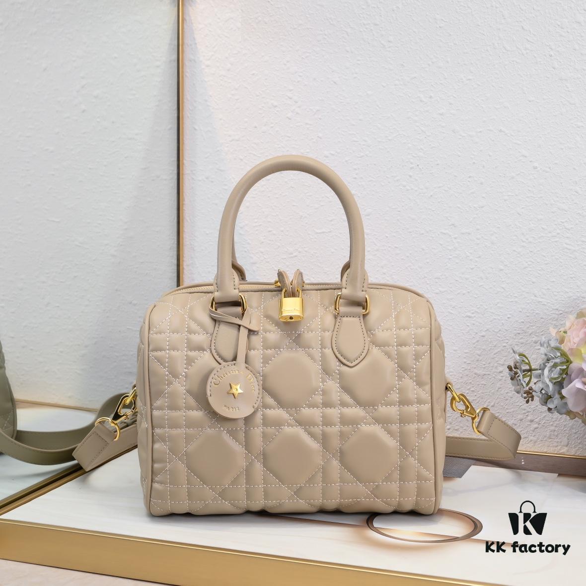 Dior Groove .25 Handbag