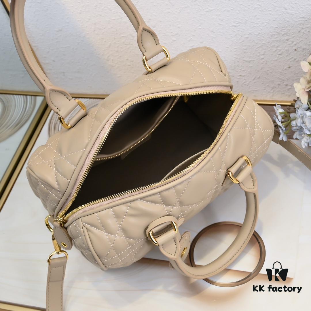 Dior Groove .25 Handbag