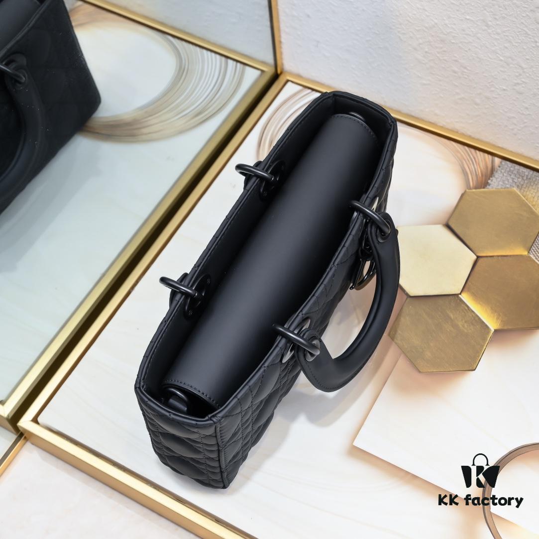 Lady D-Joy Handbag Large Size 26