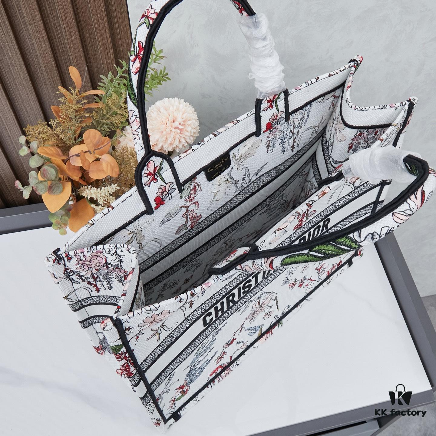 Embroidered Large Size [Dior Book Tote]