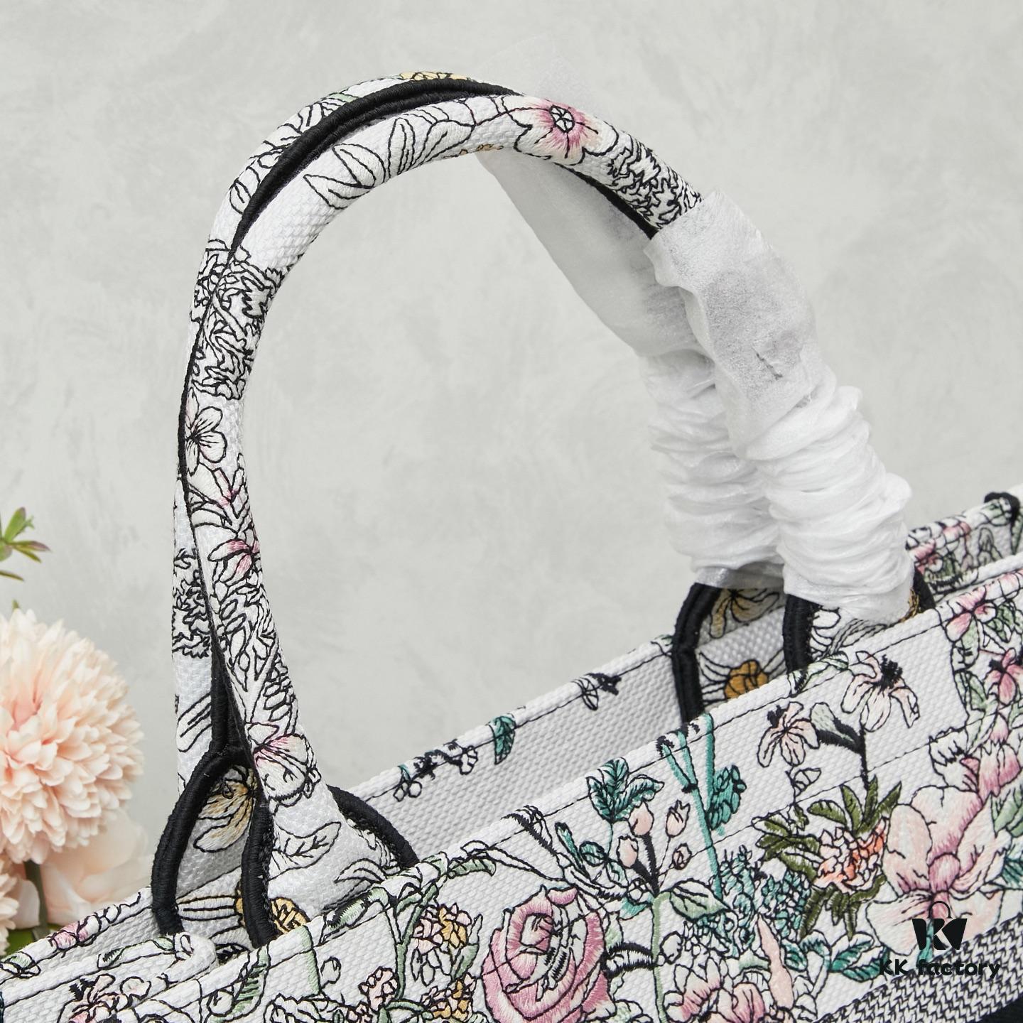 Original Order Embroidered Medium Di0r Book Tote