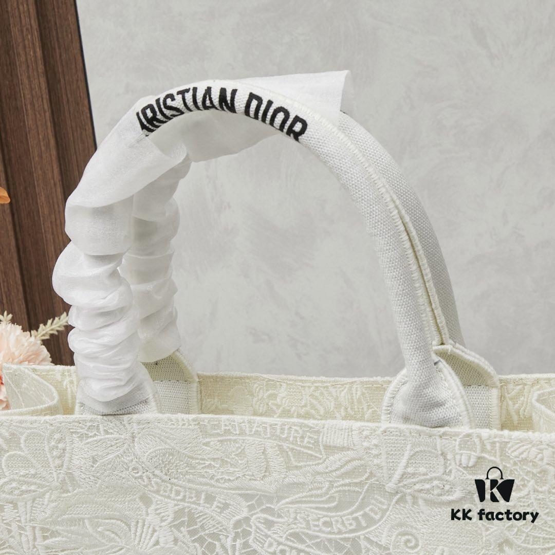 Original Order Embroidered Medium Di0r Book Tote