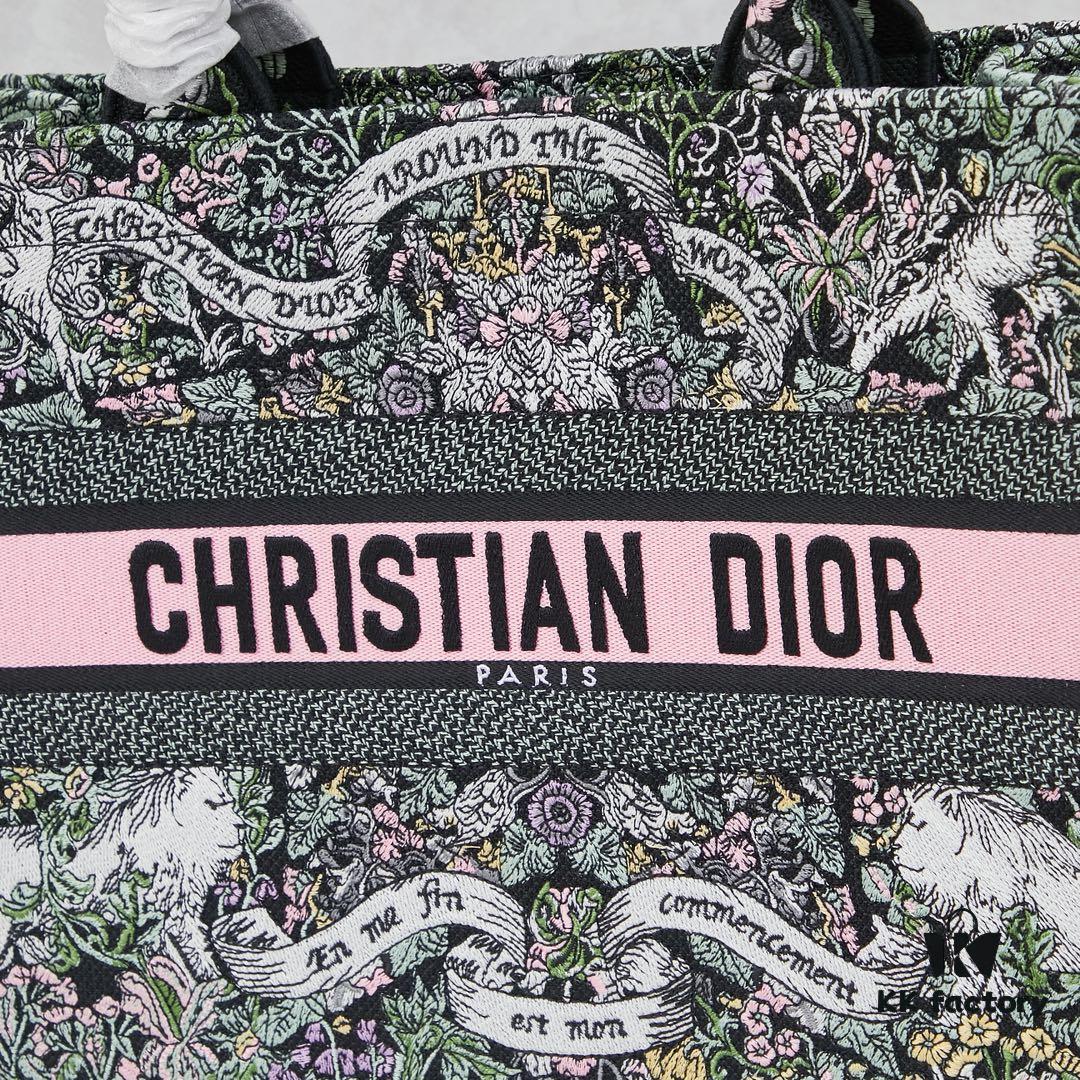 Original Order Embroidered Medium [Di0r Book Tote]