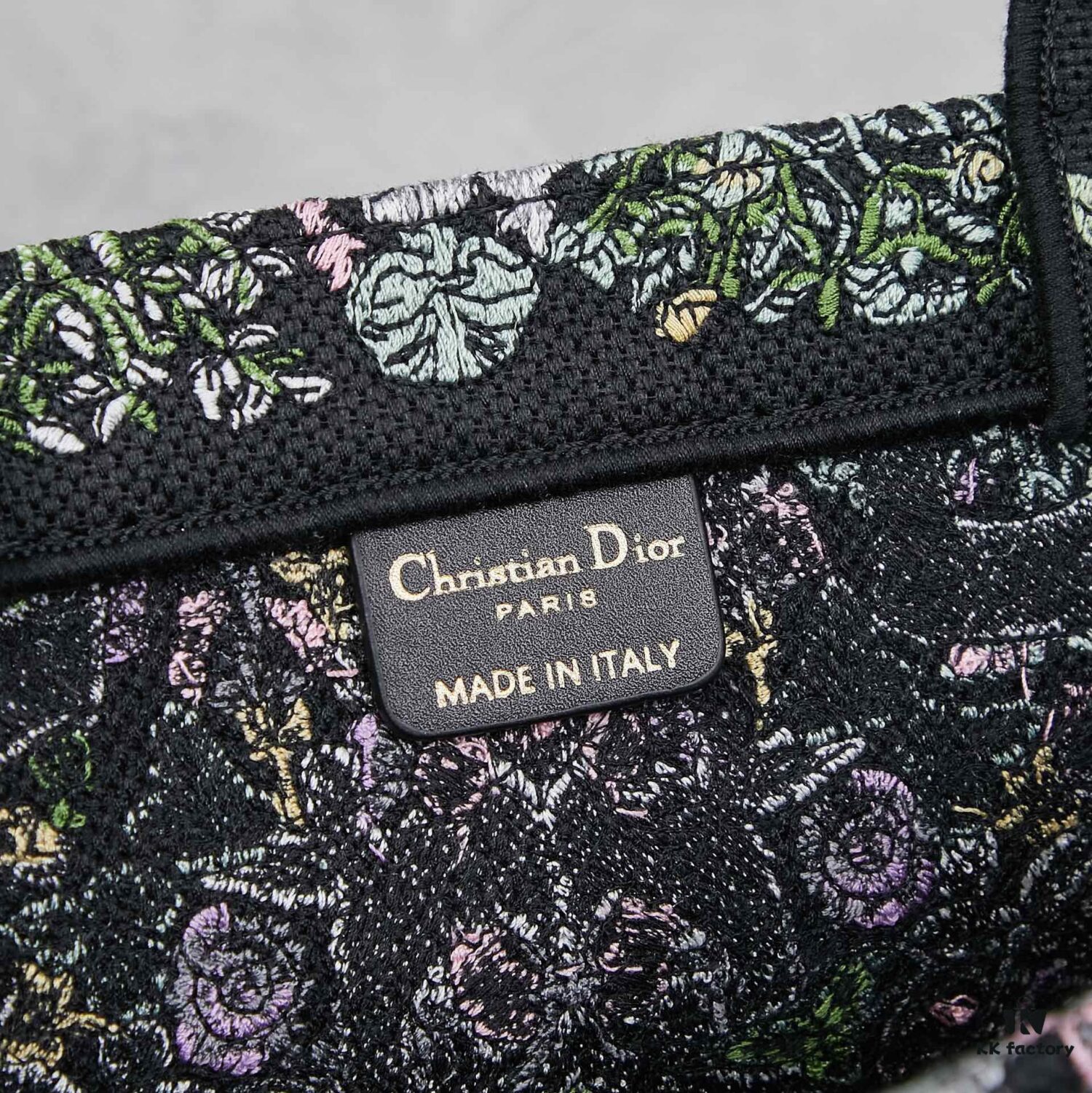 Original Order Embroidered Medium [Di0r Book Tote]