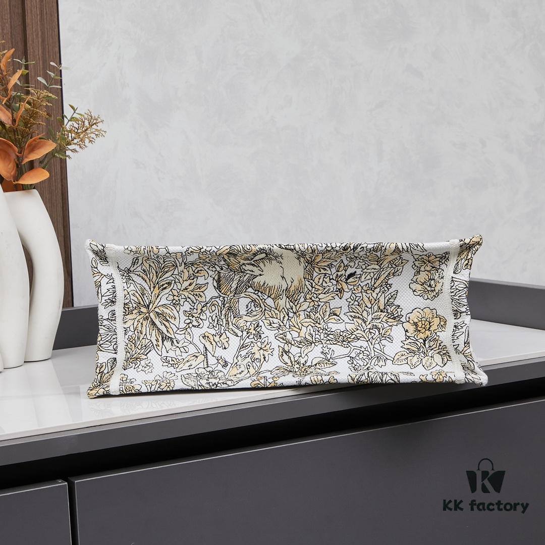 Original Order Embroidered Medium Di0r Book Tote