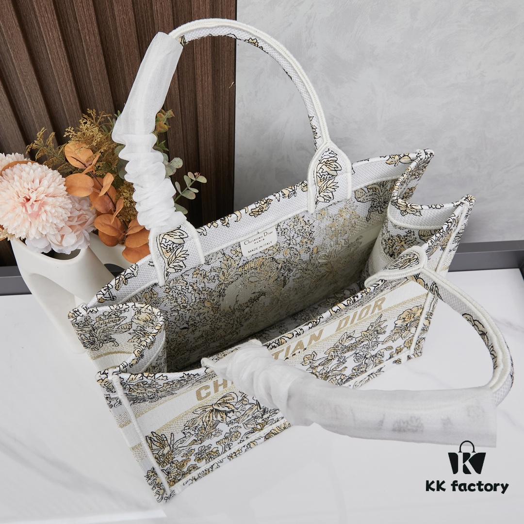 Original Order Embroidered Medium Di0r Book Tote