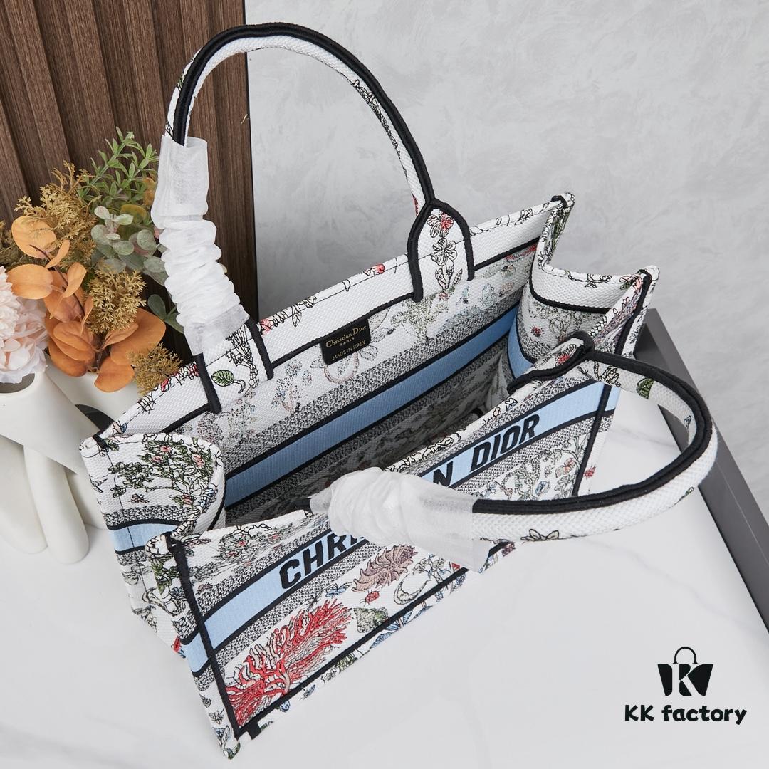 Original Order Embroidered Medium Di0r Book Tote