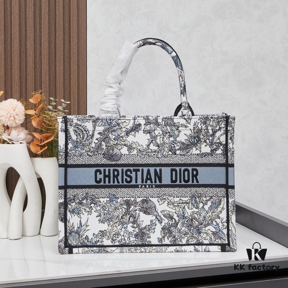 Original Order Embroidered Medium Di0r Book Tote