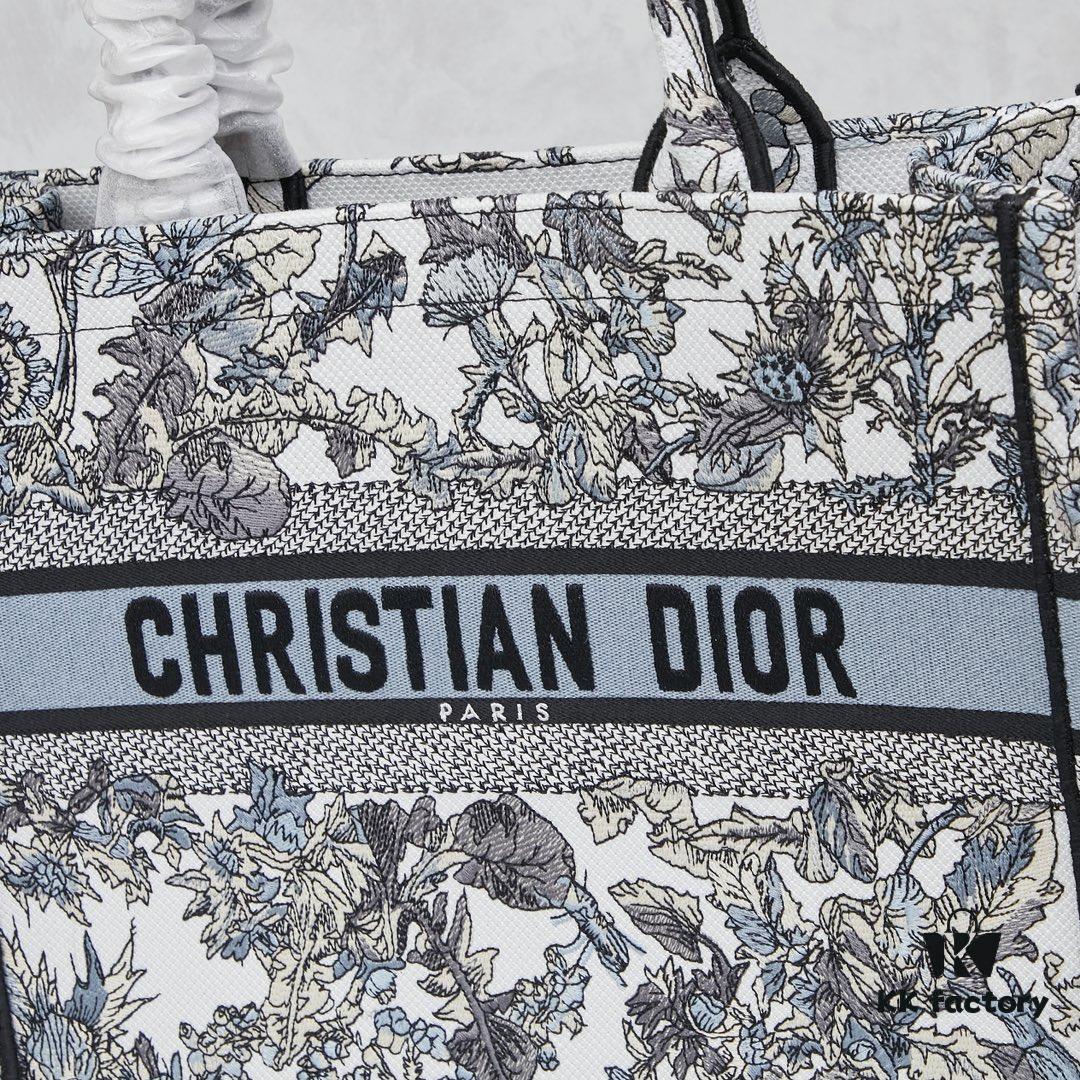Original Order Embroidered Medium Di0r Book Tote