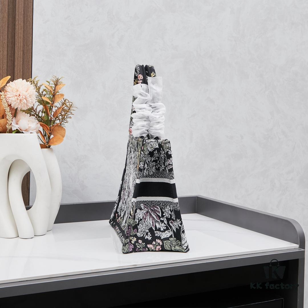 Book Tote Bag (Small Size, Embroidered 26.5cm)