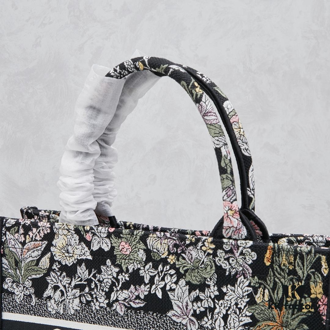 Original Order Embroidered Medium Di0r Book Tote