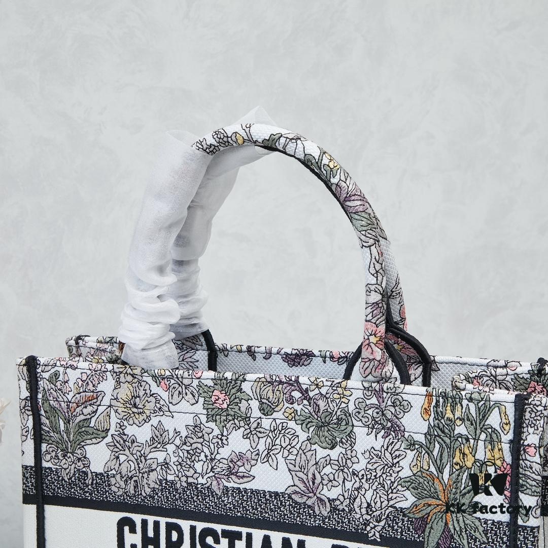 Original Order Embroidered Medium [Dior Book Tote]