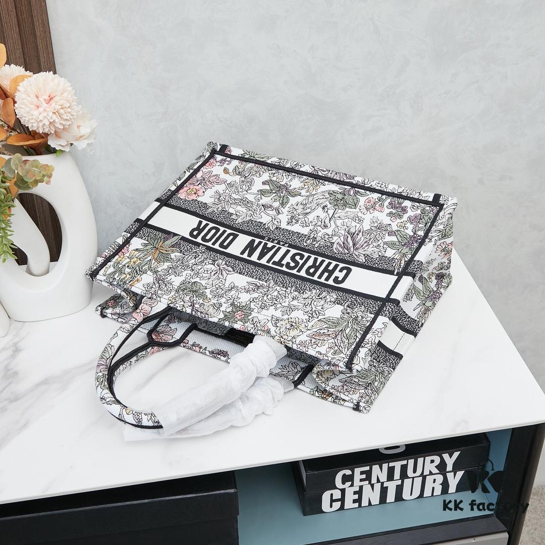 Original Order Embroidered Medium [Dior Book Tote]