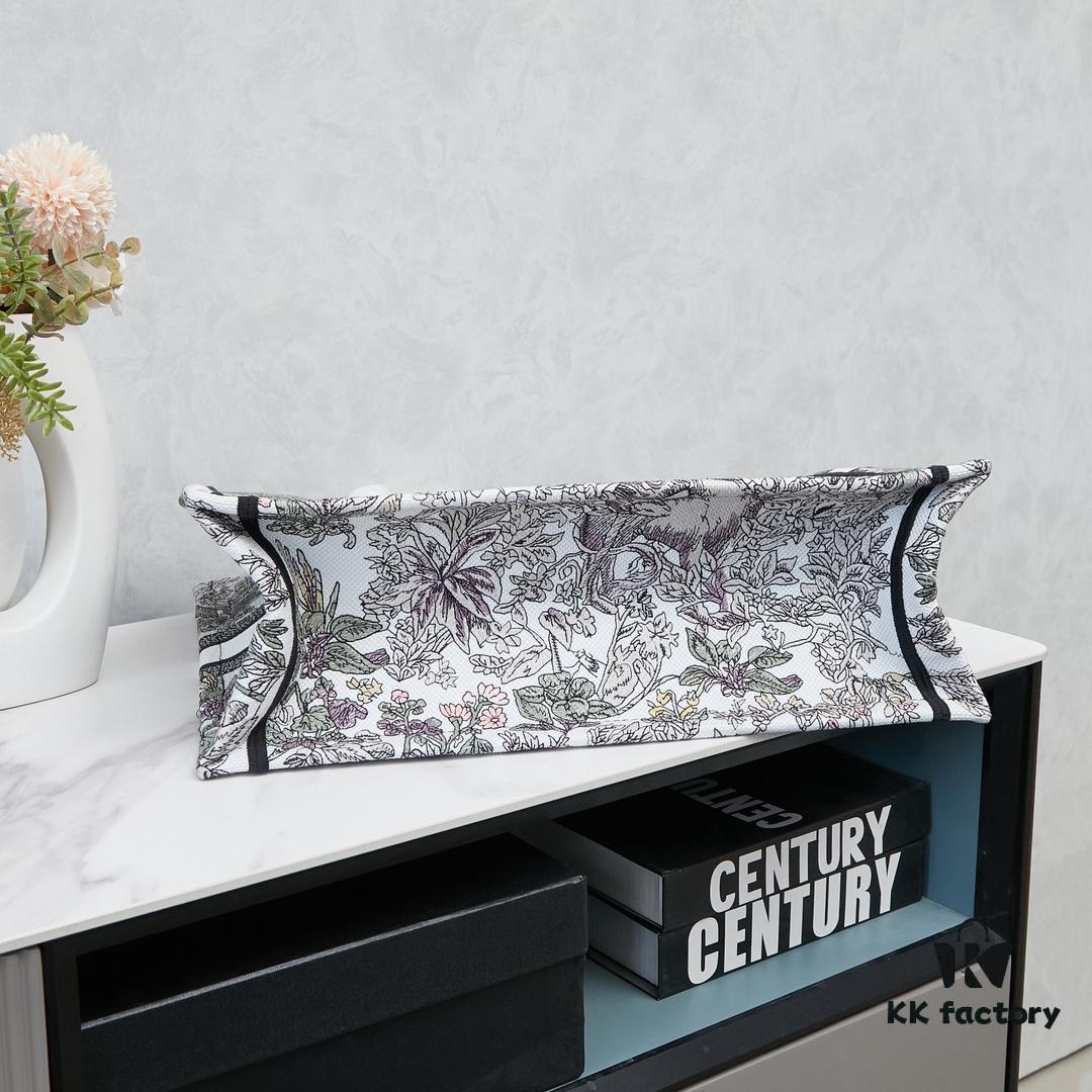 Embroidered Large Size [Dior Book Tote]