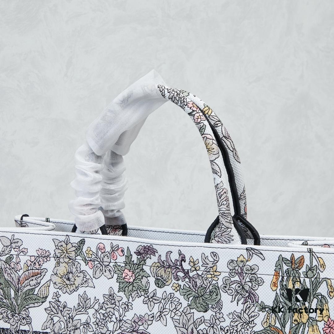 Embroidered Large Size [Dior Book Tote]
