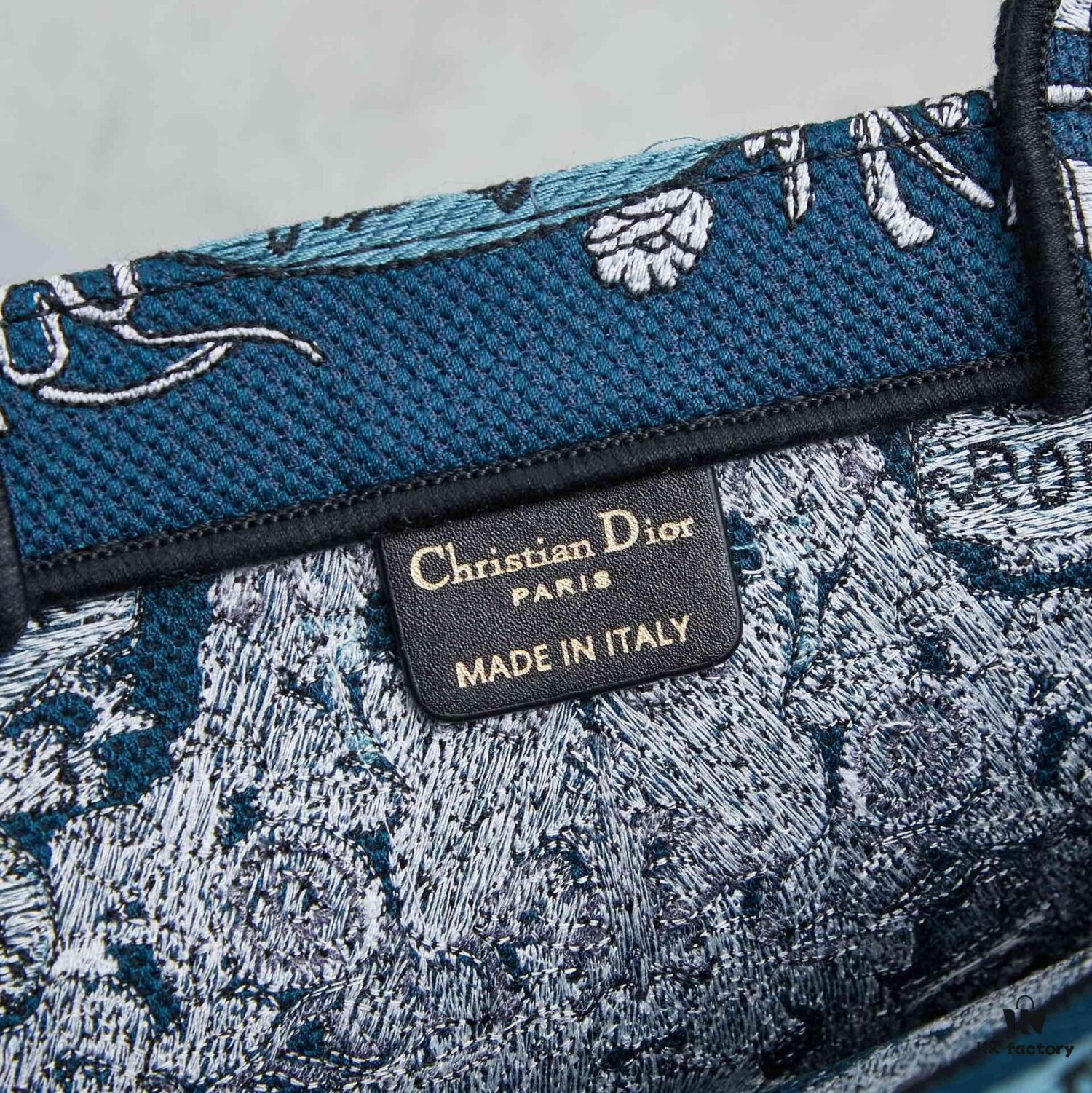 Original Order Embroidered Medium Di0r Book Tote