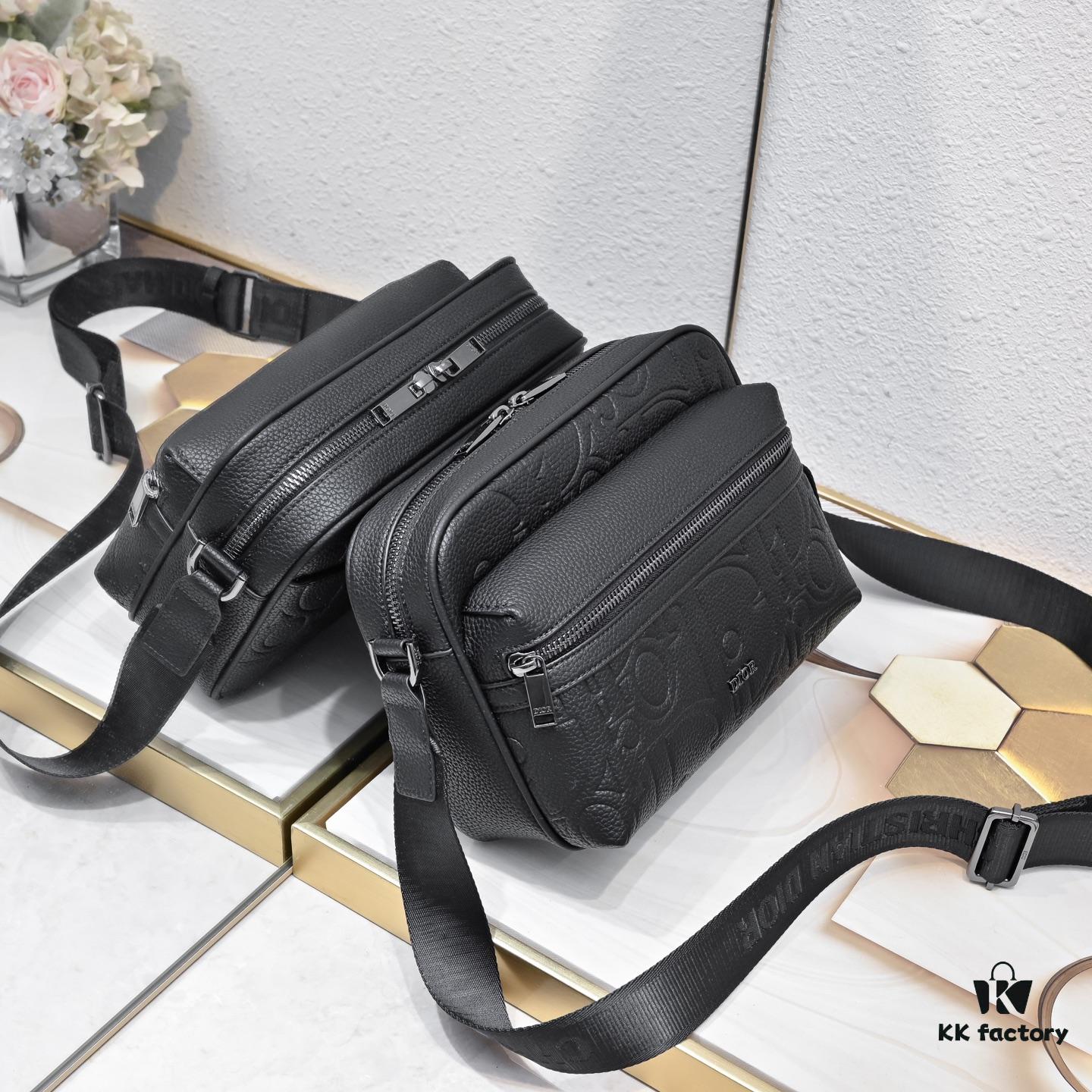 Top Original Hot Embossed Large Rider 2.0 Zip Messenger Bag