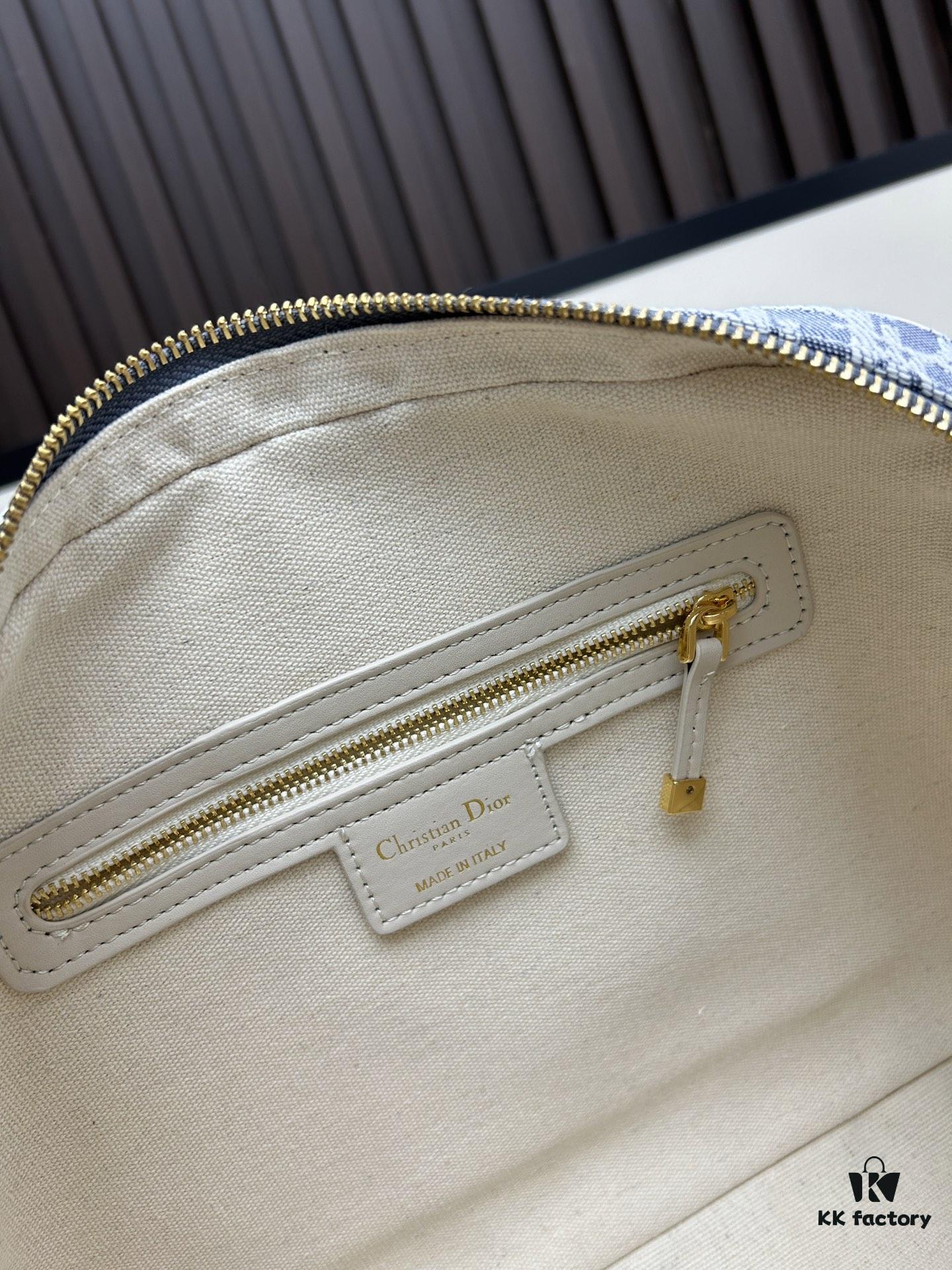 Large D-Vibe Bowling Bag in Blue Oblique Print