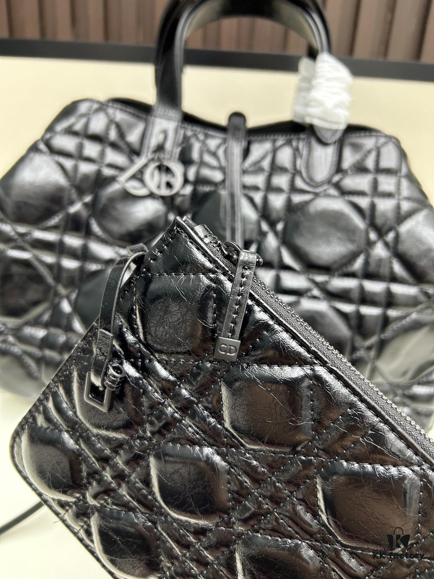 Large Oil-Waxed Calfskin Dior Toujours Bag