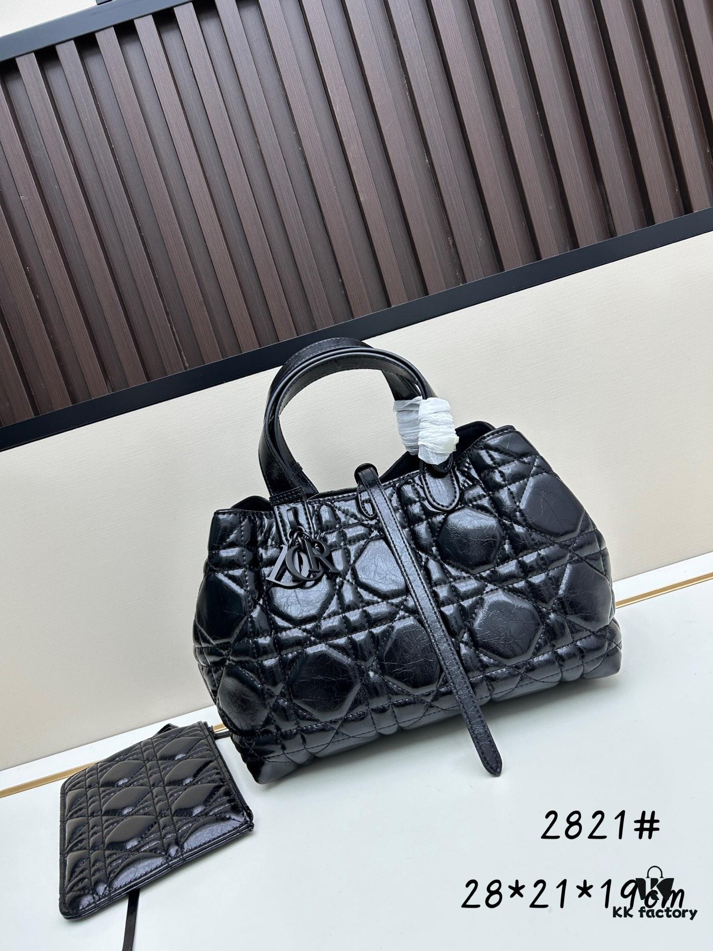 Medium-sized Oil-waxed Calfskin Dior Toujours Bag