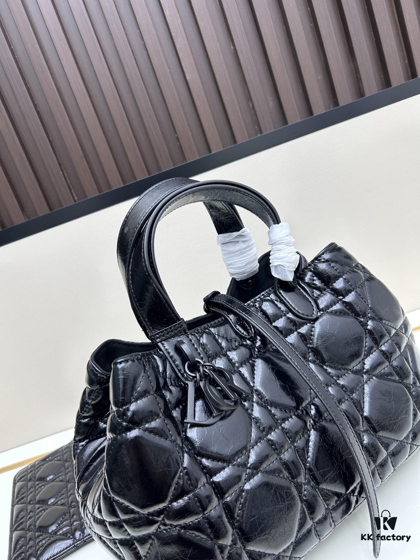 Medium-sized Oil-waxed Calfskin Dior Toujours Bag