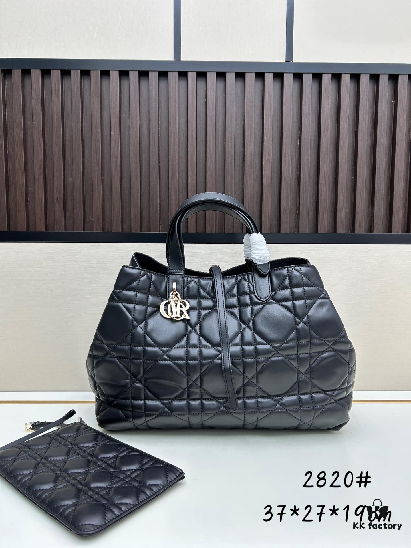 Large Dior Toujours Bag