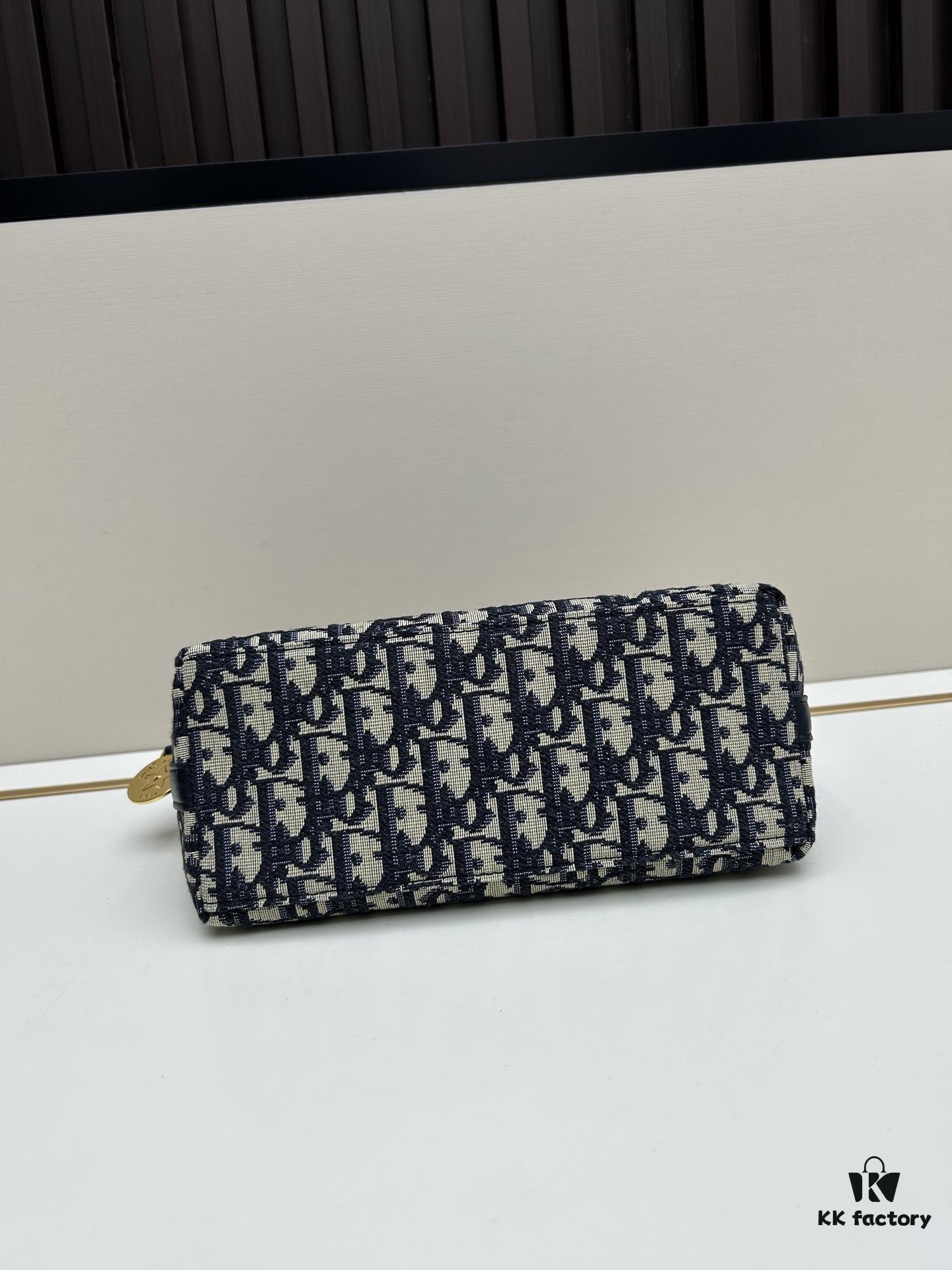 Diorstar Hobo Chain Bag in Blue Denim Dior Oblique Jacquard