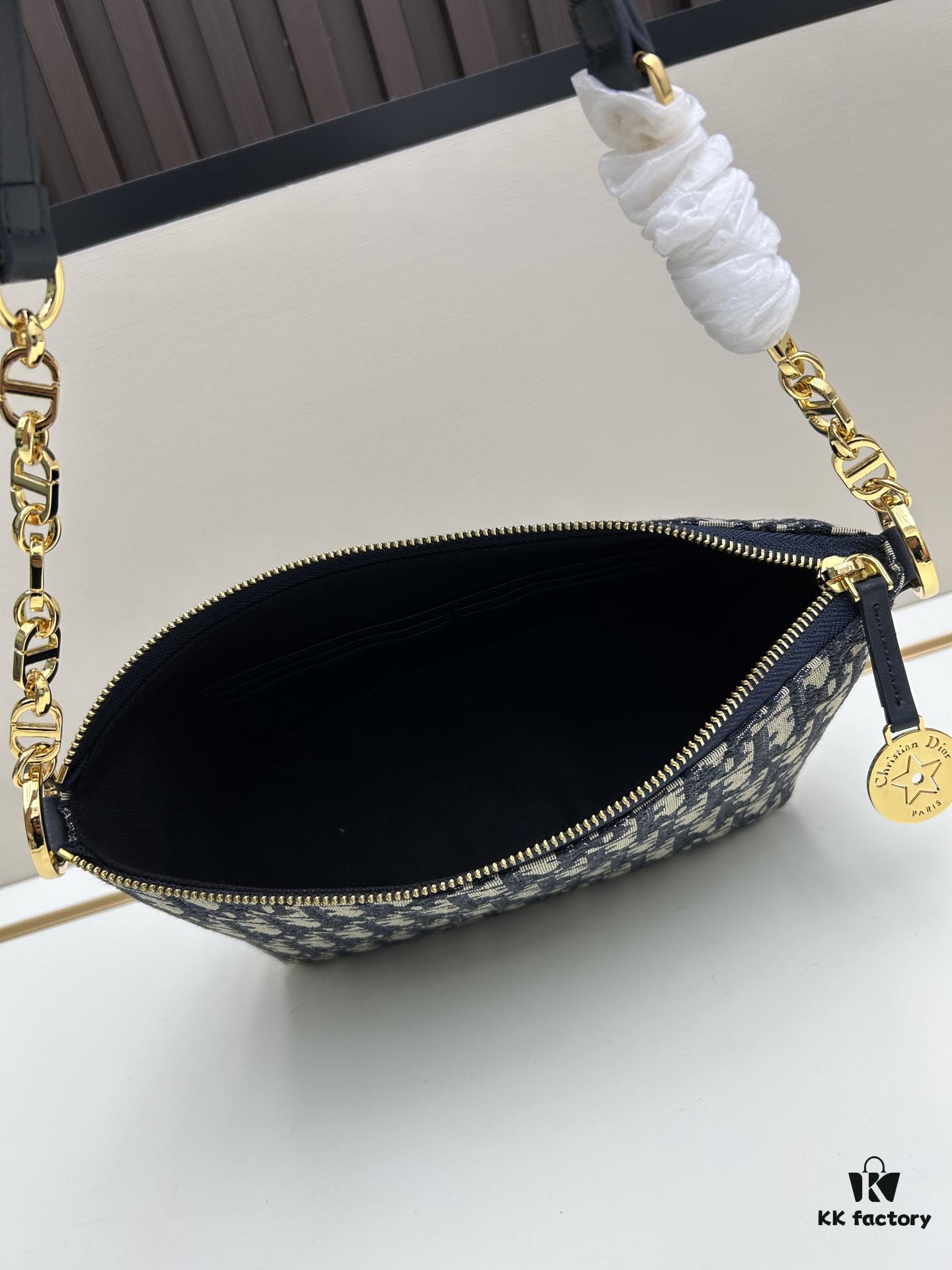 Diorstar Hobo Chain Bag in Blue Denim Dior Oblique Jacquard