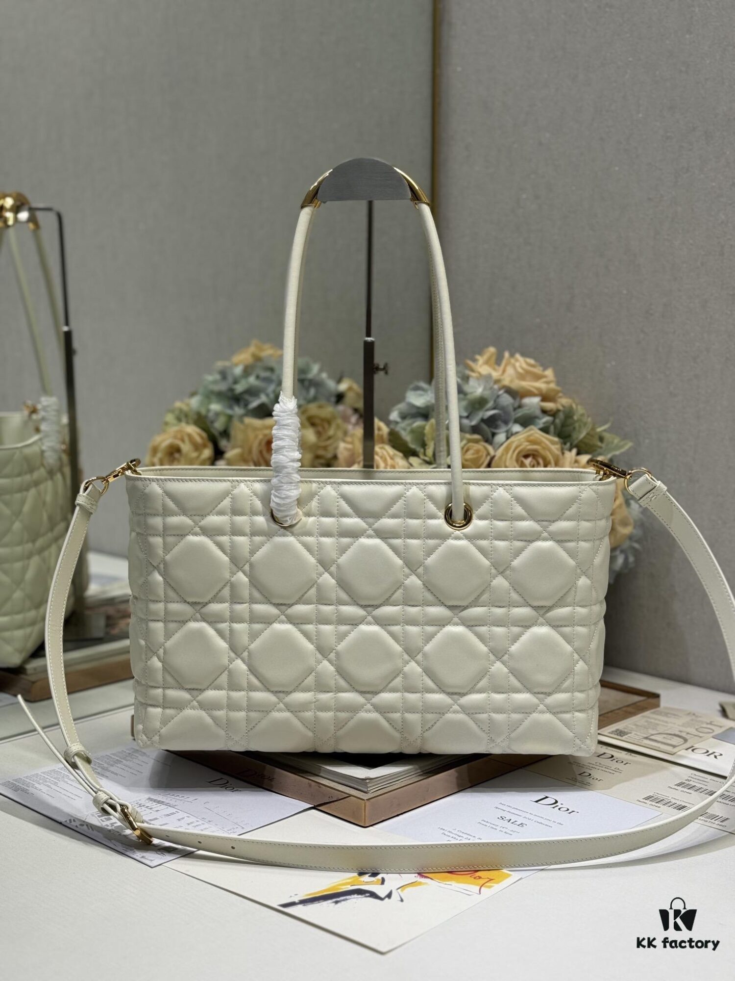 Top-Grade Original Dior Stills Handbag