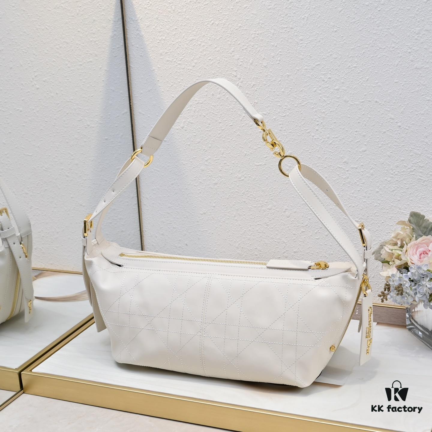 Large Size Upgraded Version D-Journey Handbag