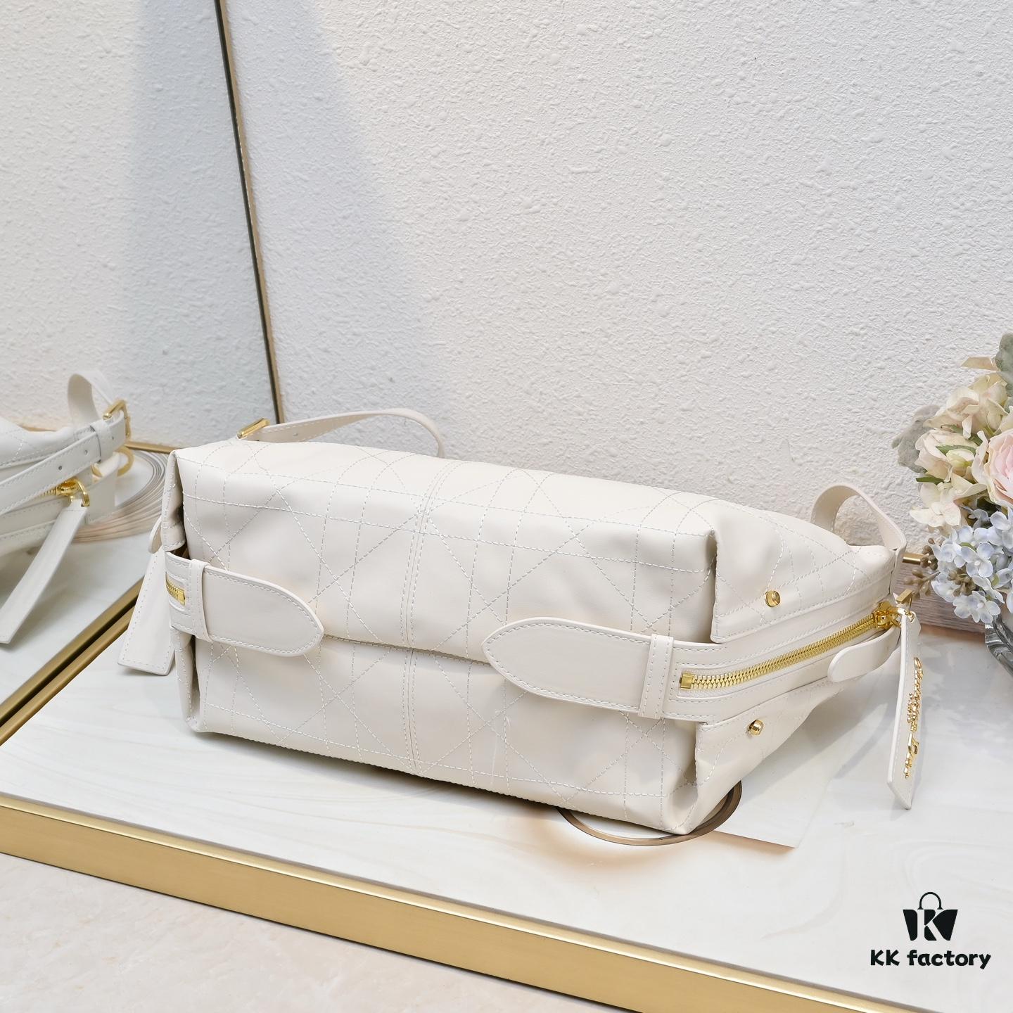 Large Size Upgraded Version D-Journey Handbag