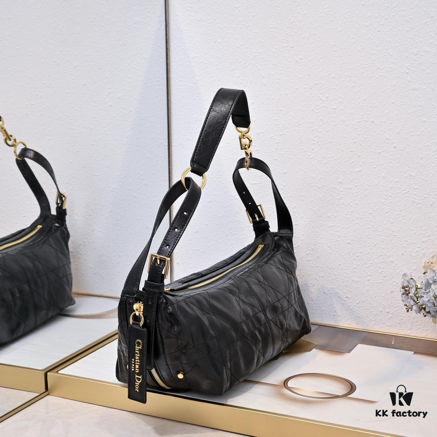 Small Size Upgraded Version Release🔥. This D-Journey handbag features a soft texture and reinterprets the dumpling bag silhouette with a modern design.