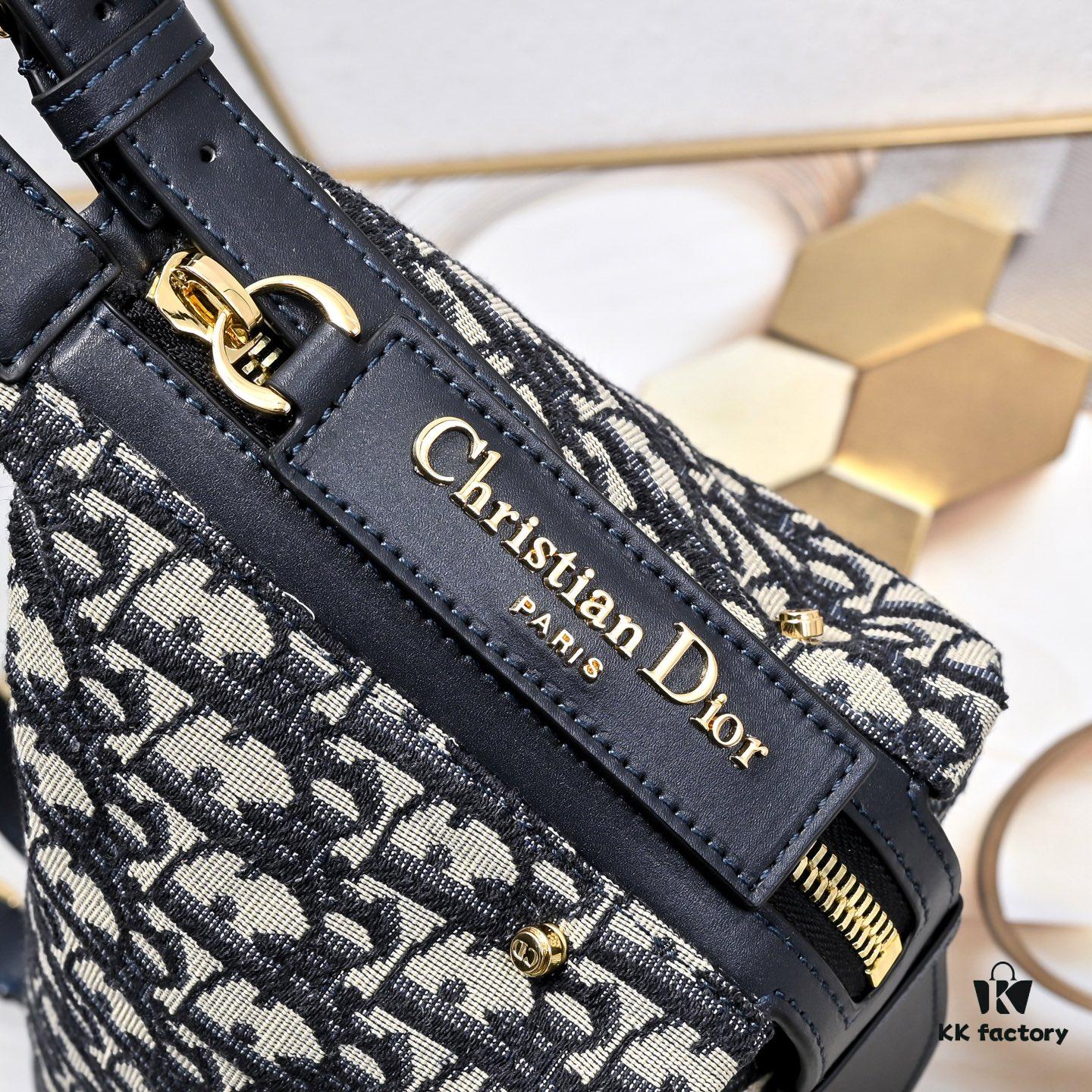 Small Size Upgraded Version D-Journey Handbag in Blue Oblique Print