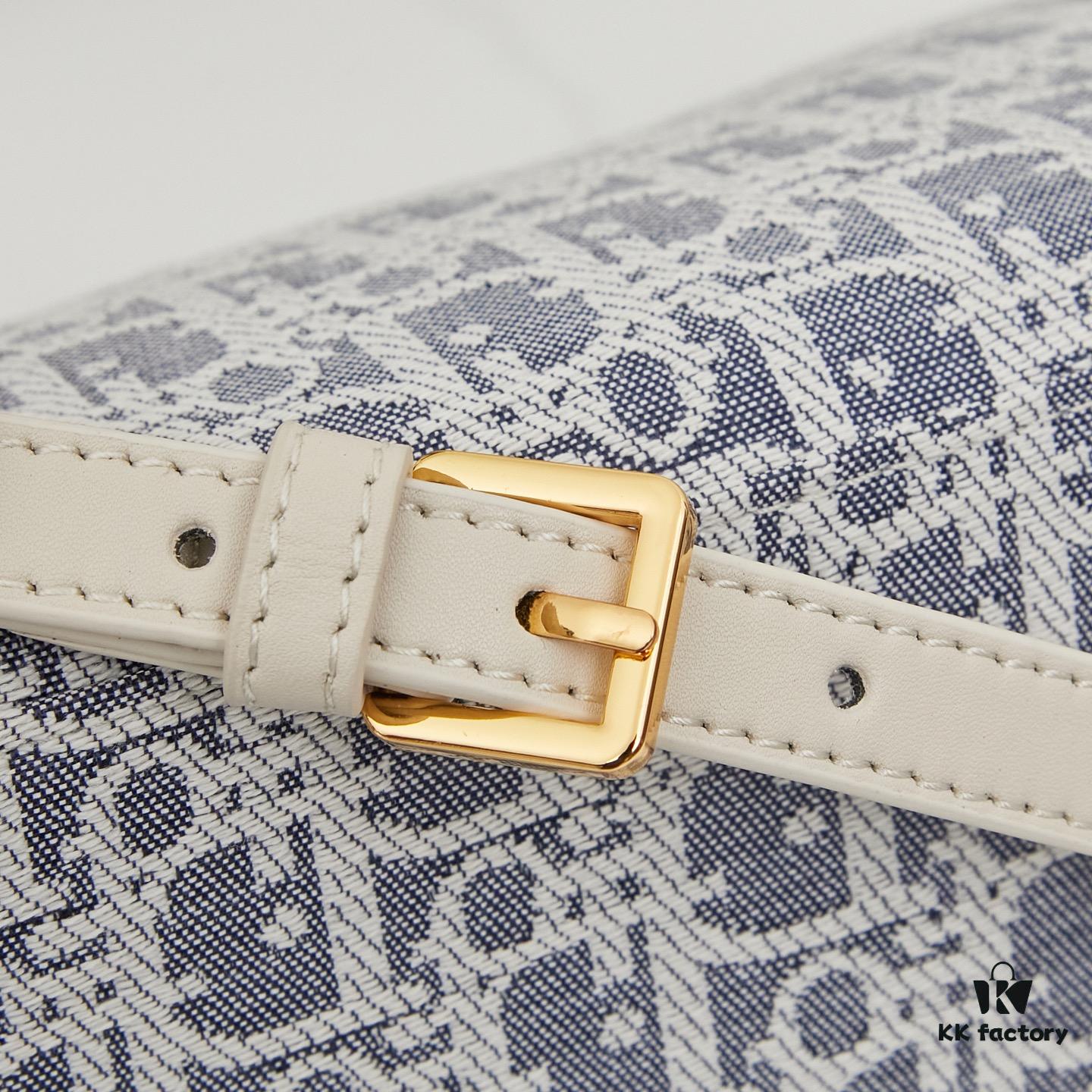 Diorstar Hobo Chain Bag in Blue Denim Dior Oblique Jacquard