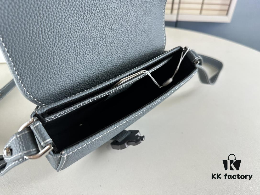 Dior Saddle Clutch with Shoulder Strap in Oblique Print Fabric and Black Grained Calfskin