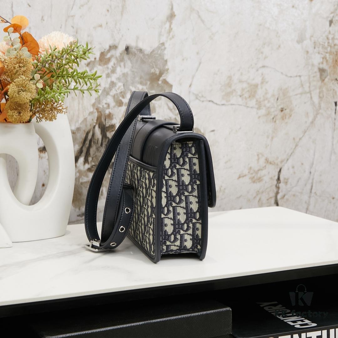 Large Size Di0r 30 Montaigne ♥️ Montaigne Bag