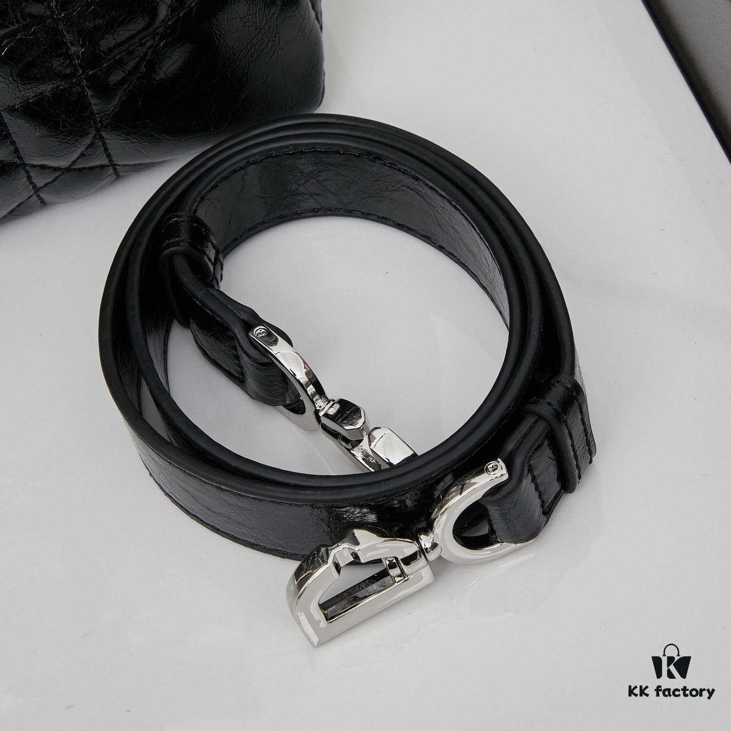 Small Dior Toujours Vertical Handbag