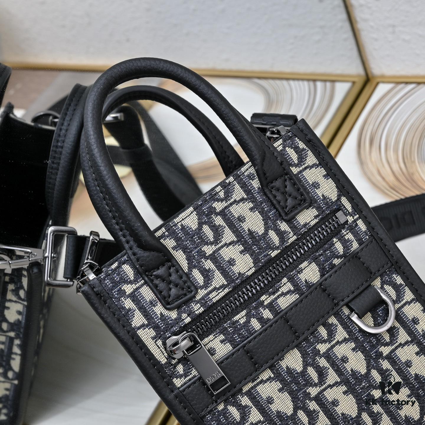 Dior Cd Diamond Canvas Wash Bag