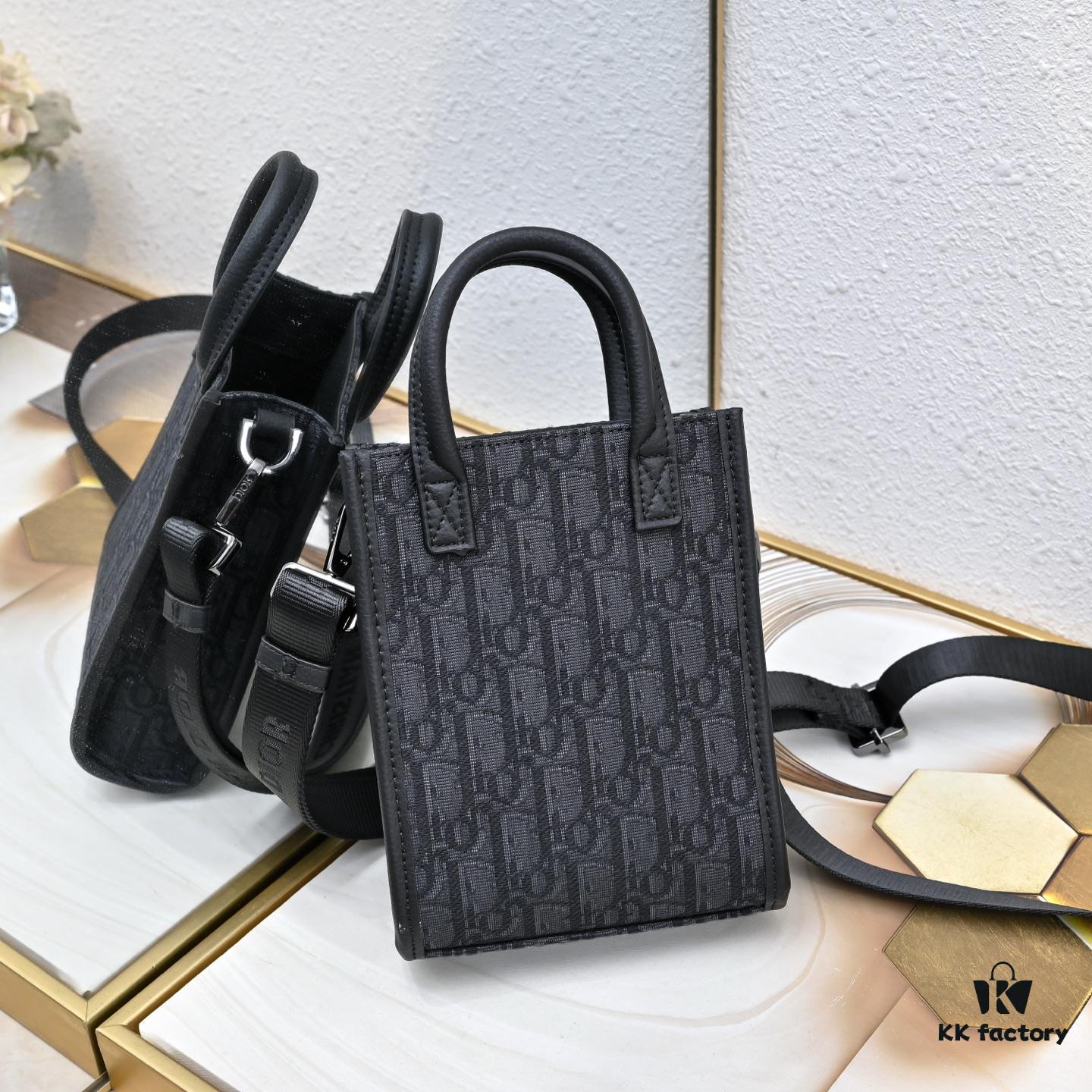 Dior Diamond Pattern Canvas Wash Pouch