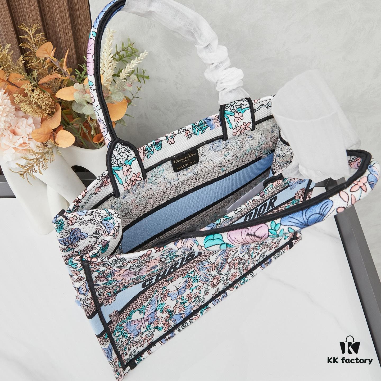 Original Order Embroidered Medium Di0r Book Tote