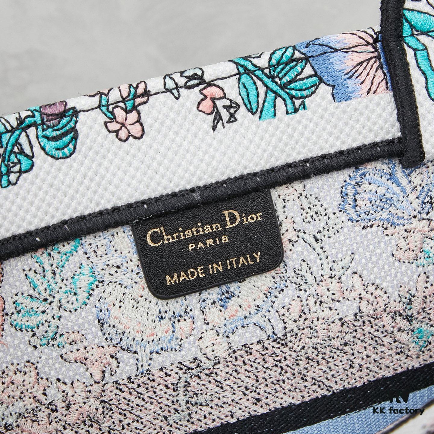 Original Order Embroidered Medium Di0r Book Tote