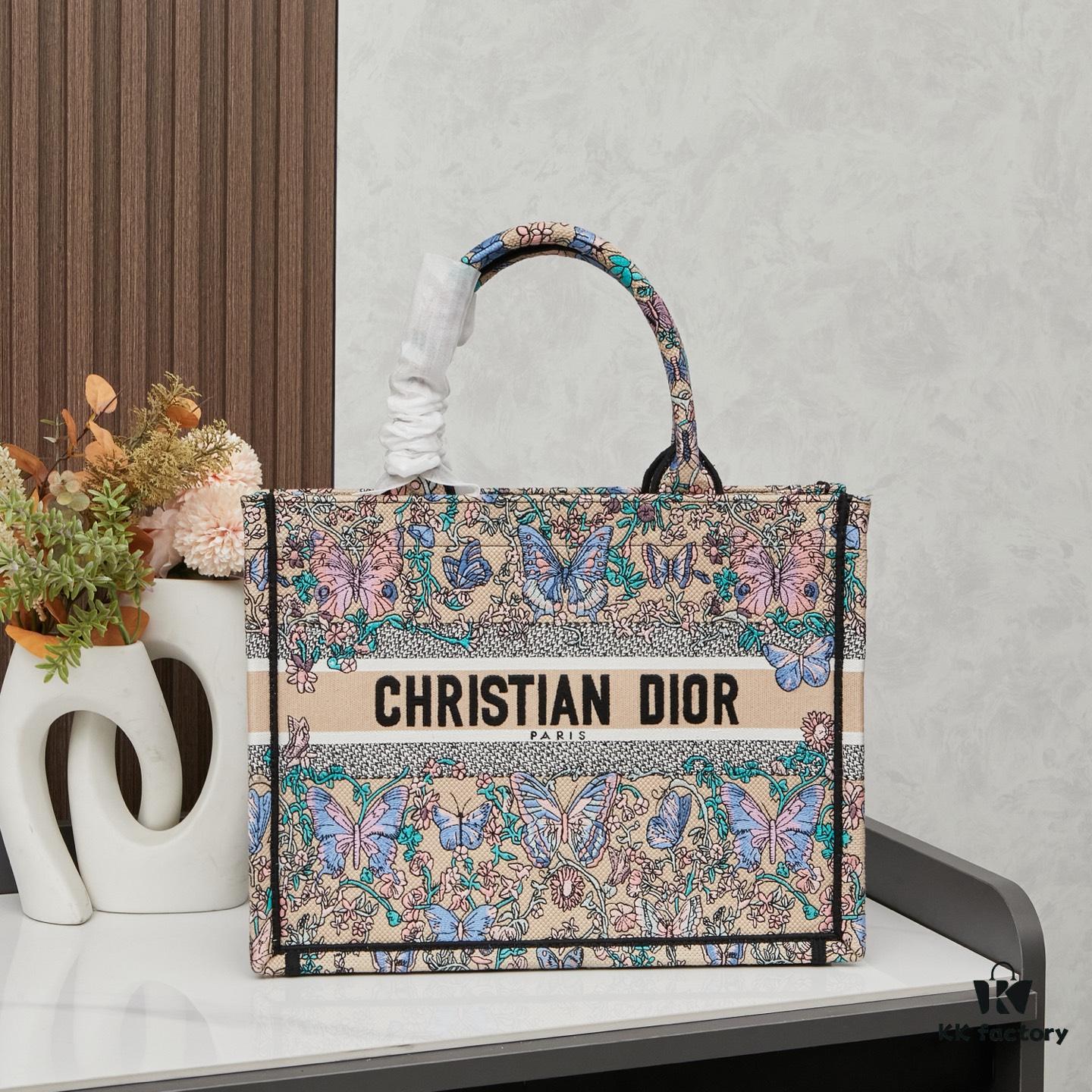 Original Order Embroidered Medium [Dior Book Tote]